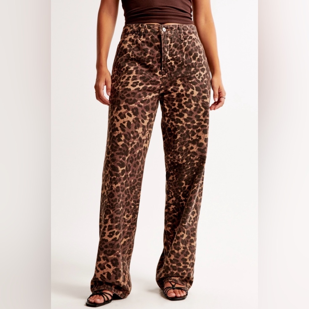 Abercrombie Mid-Rise Cheetah Print Slouching Pants size 31/12R
